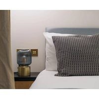 Your London Escape | Stylish 3BR Apartment Stay