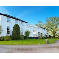 Kenn Valley View - Free Parking - Free Wi-Fi - On Site Bar and Restaurant