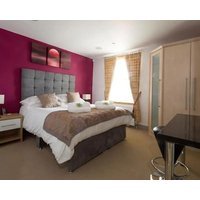 Spacious 4-Bed Apartment in Central Oxford Near University & Botanical Garden