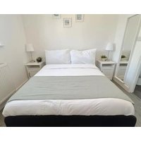 Wellington Road Apartment 6