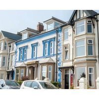 The Seaview - Panoramic Coastal Views 2 bed South Shields Apartment