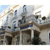 Smart Hyde Park Inn Hostel