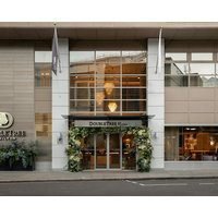 DoubleTree by Hilton London Victoria