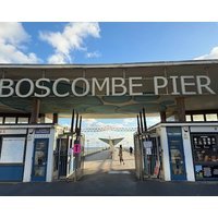 Seabreeze Penthouse Suits Bournemouth Boscombe-8 Minutes walk to the beach