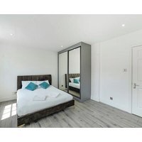 Flat 4 Beauchamp Place