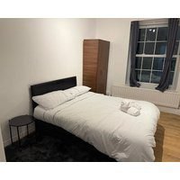 Central London 2BR APT Ideal for Work & Family Walk to London Bridge & Eye