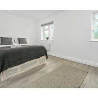 Modern Studio with En-Suite & Kitchenette - Norwood Junction - Kings Road 2