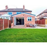 3 Bedroom Free Parking Hale Home