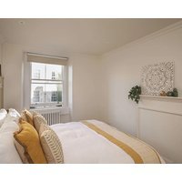 Chic Georgian Escape Central Bath