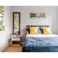 Entire 3 Bedroom Home in Bristol Free Parking & WiFi Near M5 & M32