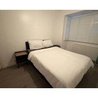 Convenient Northolt Home Near Tube & Parking