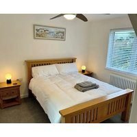 Noggins Homes – City Centre with 2 Car Parking & Garden