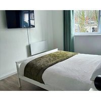 Stylish 2-bed Private Apartment in Liverpool - Gateacre Village - FREE PARKING