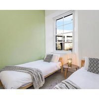 Modern - 2BR Flat Near Easter Road Stadium