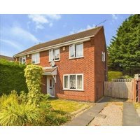 Charming Nottingham Retreat With Garden View