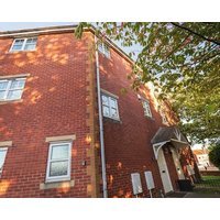 Modern Elegant and Spacious 3 Double Bedroom House