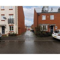 Charming 5-Bedroom Townhouse in Central Gloucester