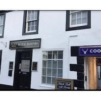 Black Bull with Rooms