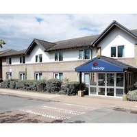 Travelodge Bicester Cherwell Valley M40