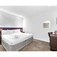 Signature Hotel London