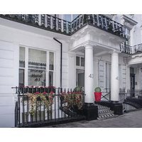 NOX Kensington Gardens