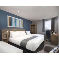 Travelodge London Central City Road