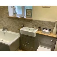 Deri-Down Guest House