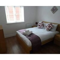 Farnborough - Wallis Square