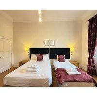 Edinburgh Royal Mile - Parliament Square Apartment