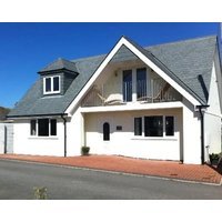 Wonderful beach house just 250 metres from the sand & surf of Fistral