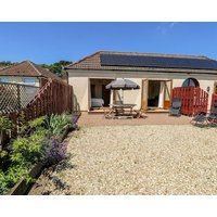 3 The Stables With A Garden In Ryde Ref 12935