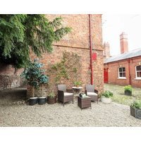 Butlers Flat With Open Fire In Cefn Park Estate Ref 904980