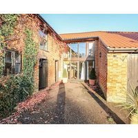 The Barn Pet Friendly With Hot Tub In Saham Hills Ref 26593