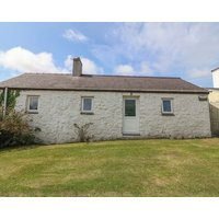 Porth Awyr Pet Friendly With Open Fire In Aberdaron Ref 921247