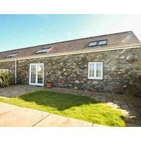 Y Wennol Pet Friendly With A Garden In Holyhead Ref 950568
