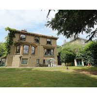 Garden View Family Friendly With A Garden In Malvern Ref 956016