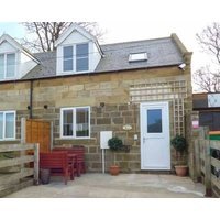 Fortunatus Pet Friendly With A Garden In Whitby Ref 946229