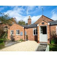 Kitts Cottage Pet Friendly With Open Fire In Malvern Ref 942032