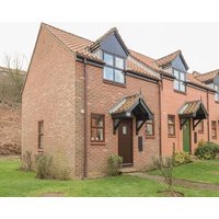 Waterside Cottage Pet Friendly With A Garden In Whitby Ref 951483