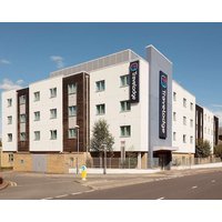 Travelodge Bracknell Central