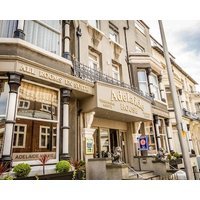 Adelaide House Hotel - Opposite Winter Gardens Town Centre