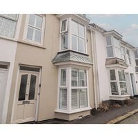 Pebbles Central St Ives - Sleeps 6 With Off Site Parking - Pet Friendly