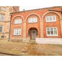 Liberty House Pet Friendly With Open Fire In Ashbourne Ref 998842