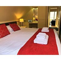 Waterfront Lodge With Terrace