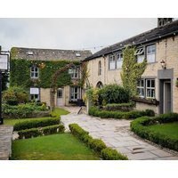 The Fleece Countryside Inn