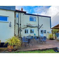 Sportsmans Valley Hotel