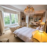 Forty Winks Guest House & Residence