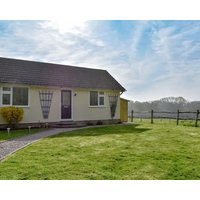 2 Bedroom Accommodation In Cowbeech Near Hailsham
