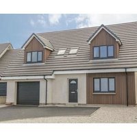 15 Waters Edge Banff