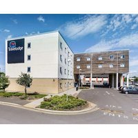 Travelodge Sunbury M3